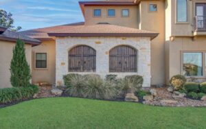 Houston, TX Residence Exterior Enhanced with Natural Thin Limestone Veneer Detailing