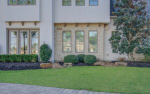 Houston, TX Residence Exterior Accent Wall Enhanced by Natural Thin Limestone Veneer